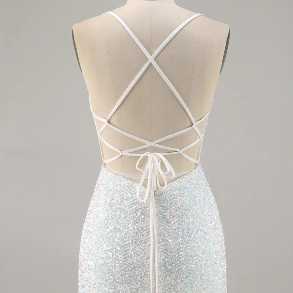 Bereylove Dress - Picture 2 of 2